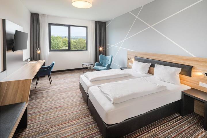 Hotel für 4 Personen, mit Ausblick in Neumarkt in der Oberpfalz - 3