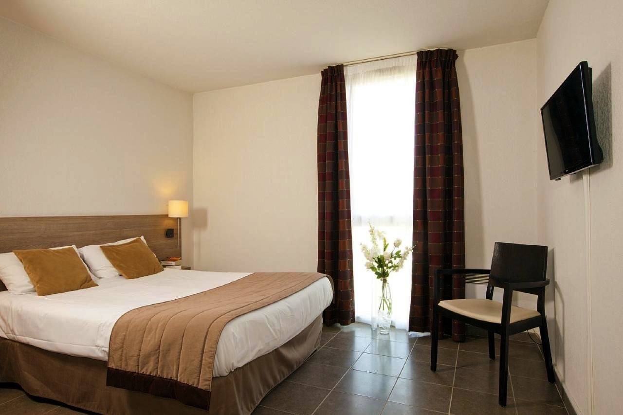 Apparthotel Séjours & Affaires Manosque in Manosque, Parc naturel régional du Luberon