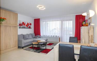 Ferienpark für 2 Personen, mit Sauna und Balkon sowie Pool und Ausblick im Oberallgäu