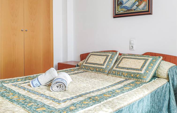 Apartamento vacacional entero, 1000m a Cala del Retor | Parking, Cocina, Piscina y Terraza in Playa Morro de Gos, Oropesa del Mar