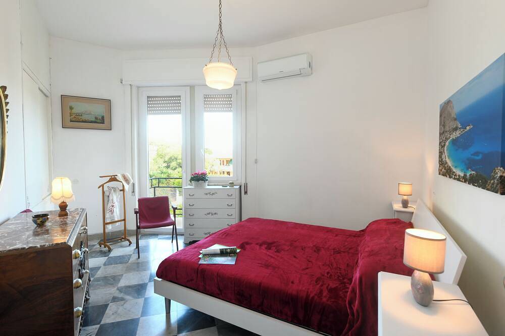 Mondello Vacation Home Villa Rosa in Mondello, Palerme