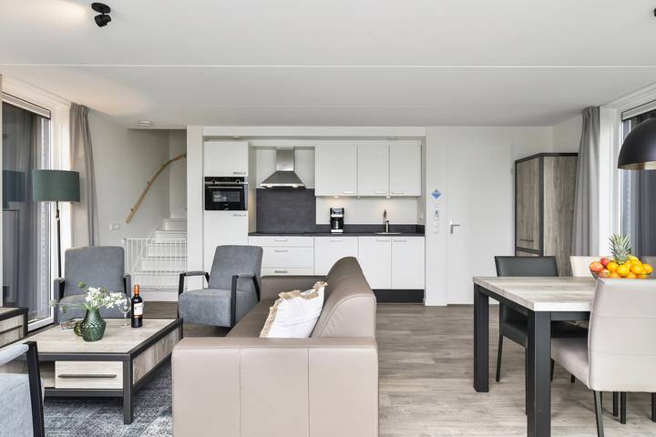 Bungalow für 6 Personen mit Terrasse in Blokzijl, Nationalpark Weerribben-Wieden