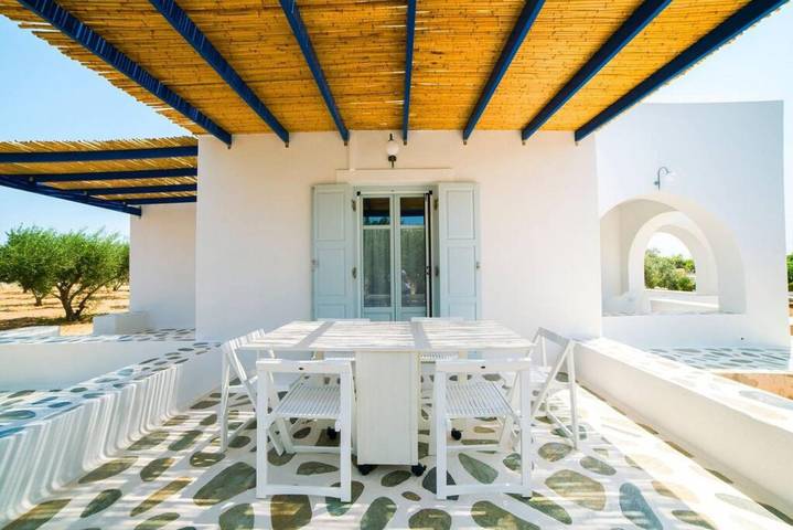 Holiday rental for 4 people, with Terrace and Garden in Paros