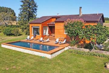 Gîte pour 6 personnes, avec jardin à Calès