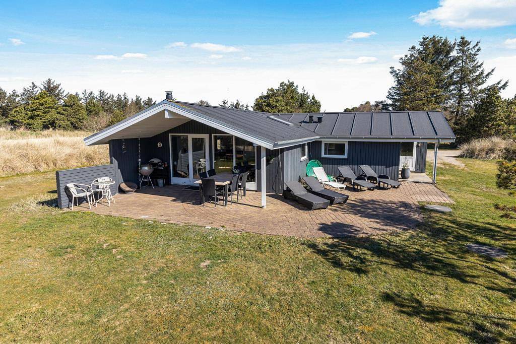 Ferienhaus in Blåvand, nur 350 Meter zum Strand, 2 Hunde erlaubt in Blavand, Varde