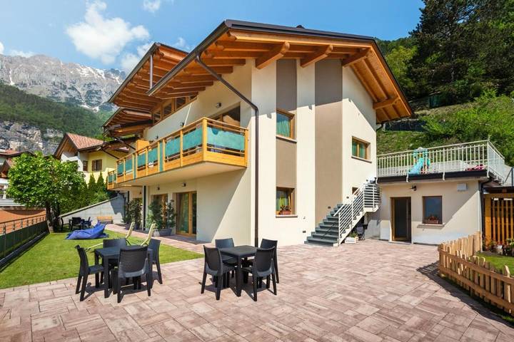 Gîte pour 2 personnes, avec jardin ainsi que vue sur le lac et vue à Molveno - 3