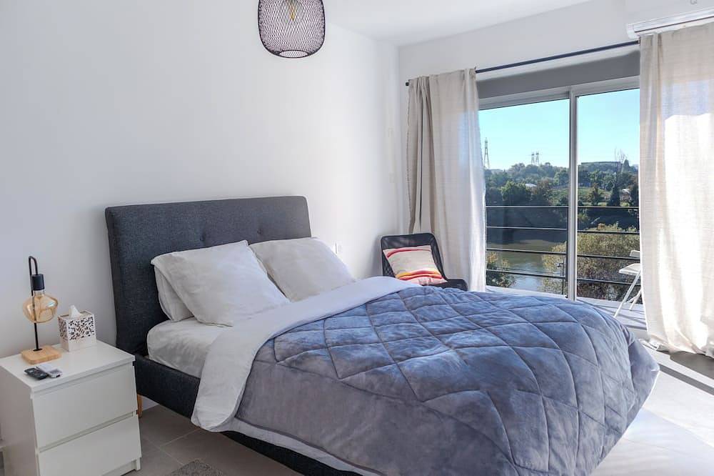 Magnifique maison vue sur la seine à 15 Minutes de Paris in Épinay-sur-Seine, Seine-Saint-Denis