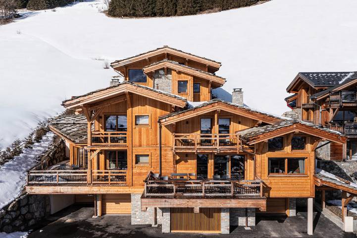 Gîte pour 11 personnes, avec balcon ainsi que sauna et piscine dans Office De Tourisme Des Deux Alpes Front De Neige
