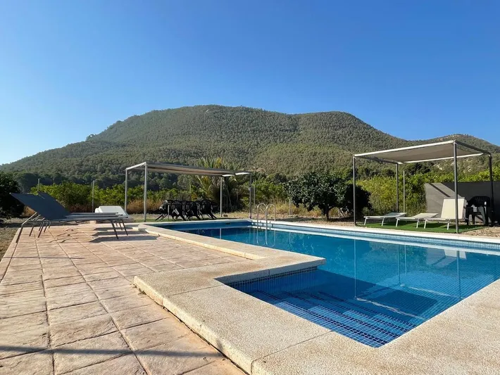 Ferienhaus für 4 Personen, mit Pool und Garten sowie Ausblick, mit Haustier - 1
