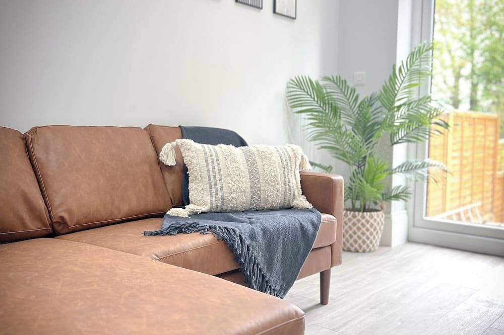 Apartment for 4 People in Kent Downs