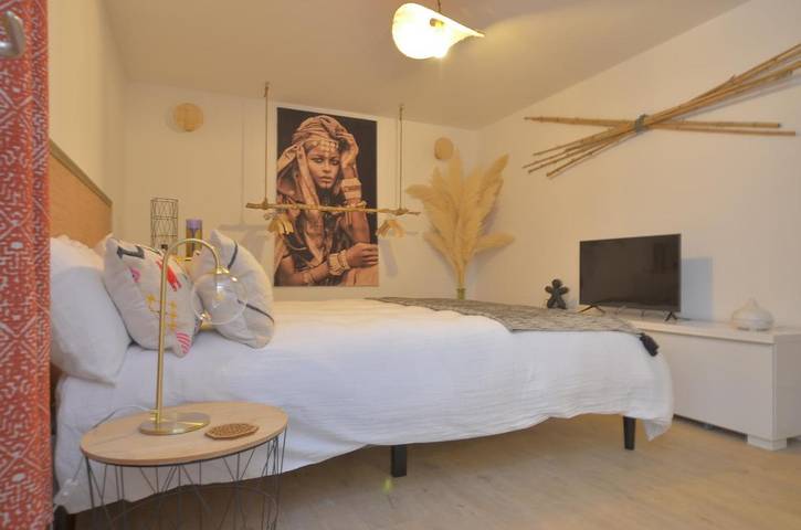 Maison d’hôte pour 2 personnes, avec Terrasse ainsi que Jardin et Piscine