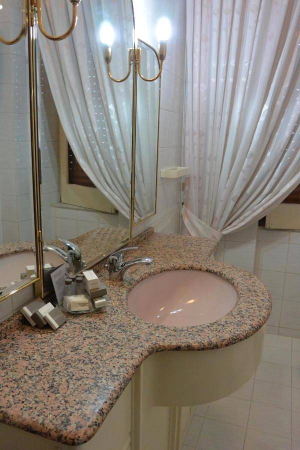 Deluxe Double Room with Castle View in Battipaglia, Provincia di Salerno
