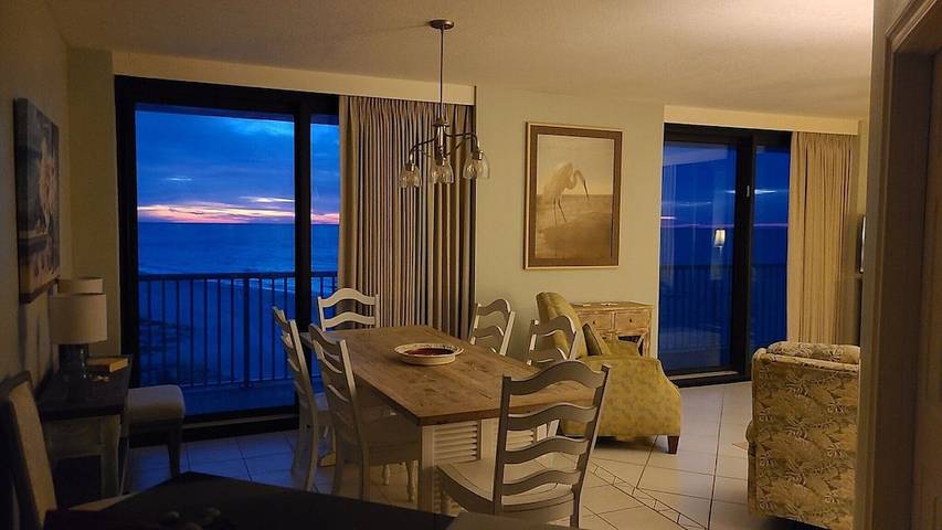 Vacation rental for 8 people, with pool and hot tub as well as balcony by Orange Beach
