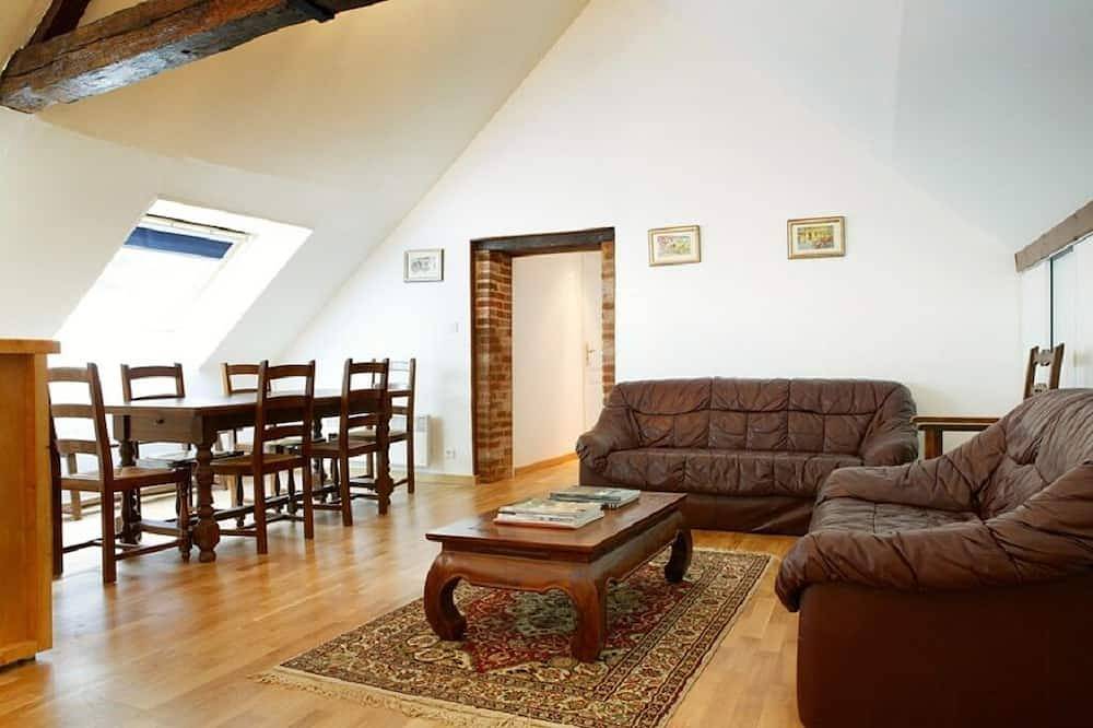 Appartement entier, L’appartement du Commun au Château de Chanteloup in Sillé-le-Philippe, Sarthe