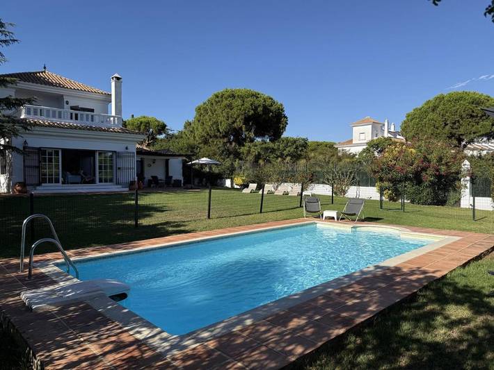 Casa rural para 10 personas, con Balcón y Terraza además de Jardín y Piscina en Cartaya - 2