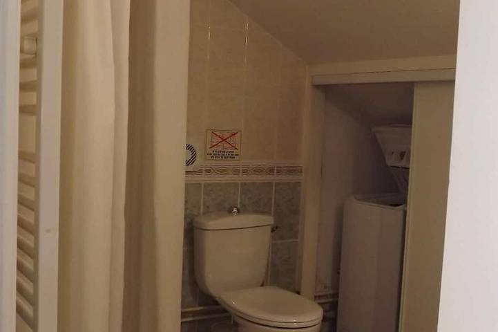 Gîte pour 2 personnes, avec piscine ainsi que terrasse et jardin à Cavaillon - 4