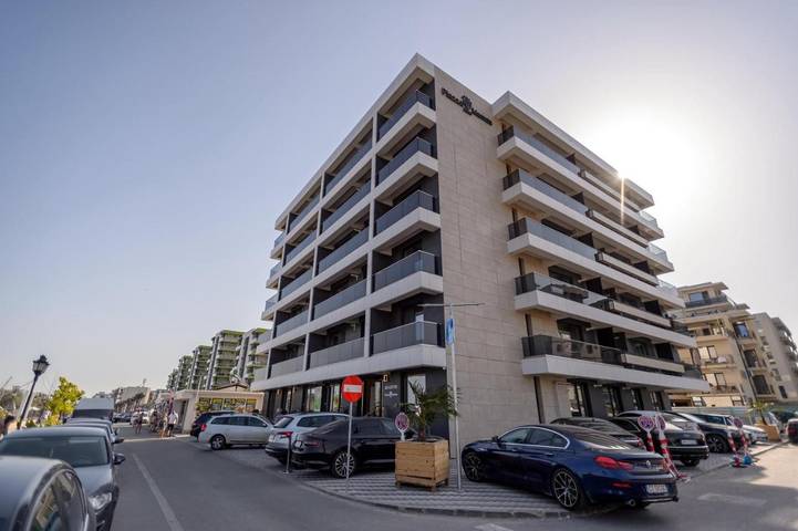Appart’hôtel pour 4 personnes, avec Balcon ainsi que Terrasse et Vue