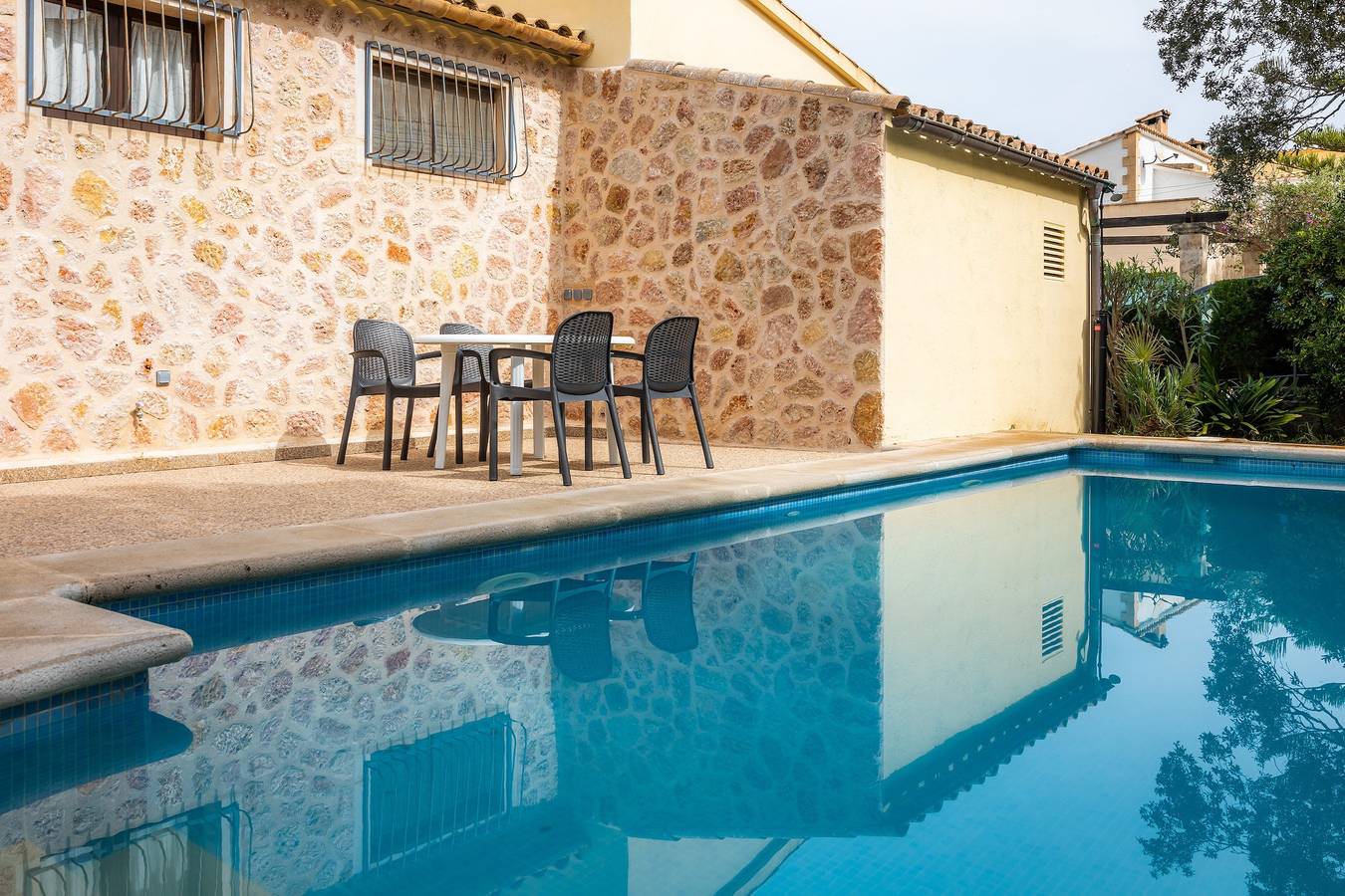 Villa "Casa Isabel & Mateo" in der Nähe dem Strand mit Pool, Garten & Wlan in Cala Sant Vicenc, Pollença