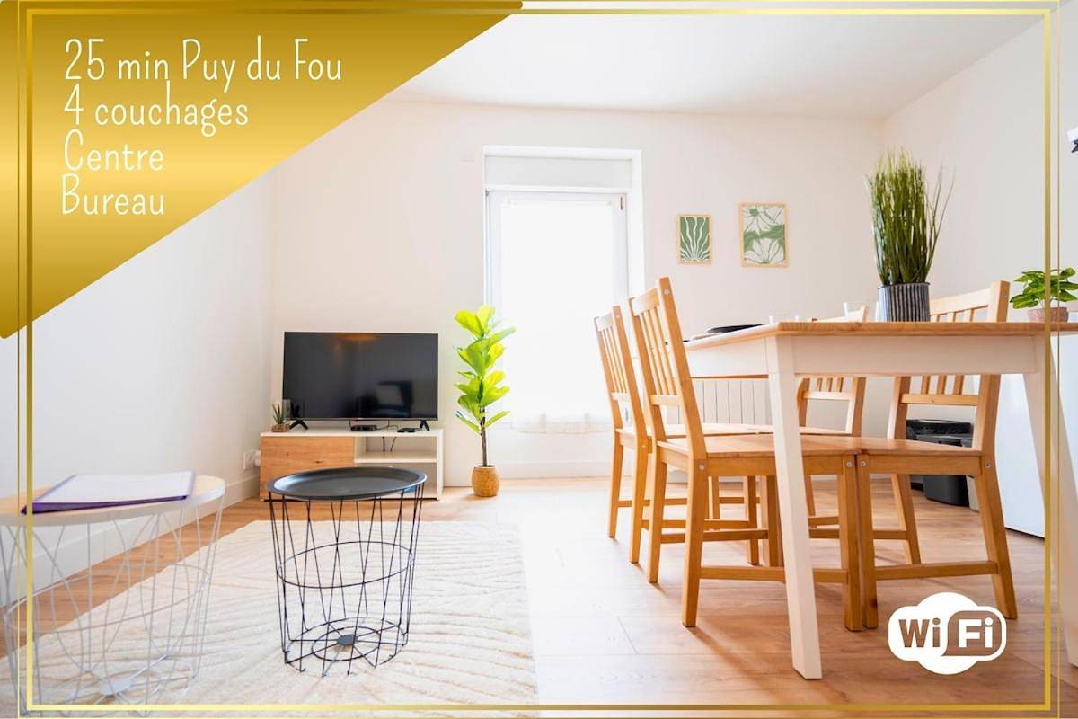 Appartement entier, Le Regard sur La Place Léger et Raffiné in Sèvremoine, Région de Cholet