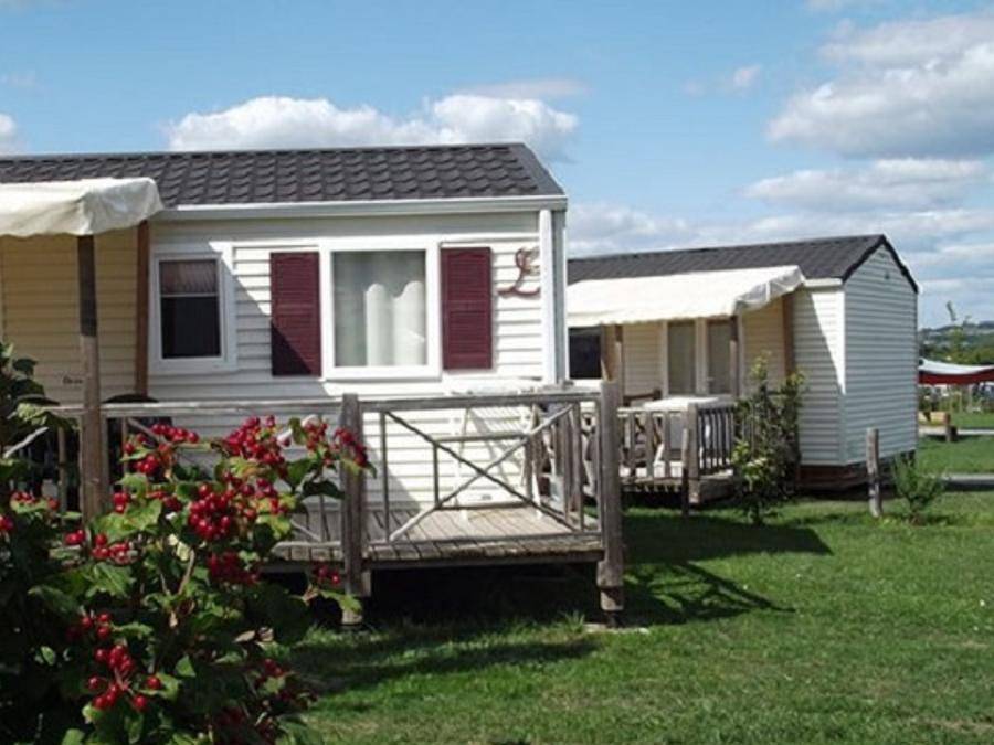 Camping Paradis La Vallée du Lot  - Mobilhome 4 personas - confort + 2 habitaciones para 4 personas in Pujols, Región de Villeneuve-sur-Lot