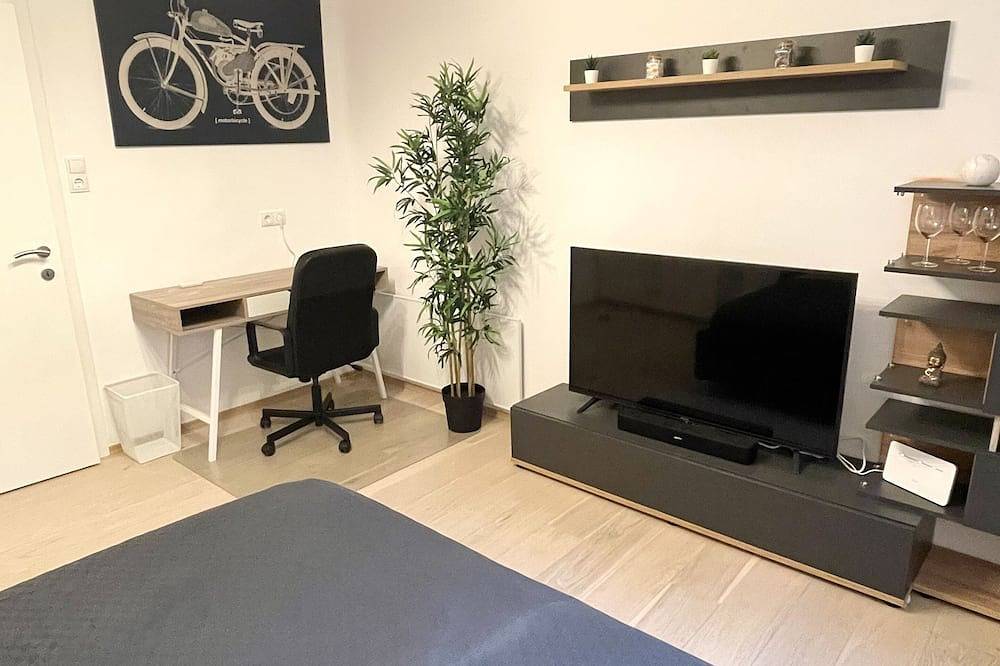 Fantastic apartment with Netflix in the Leechwald near Lkh in Graz, Steirerland
