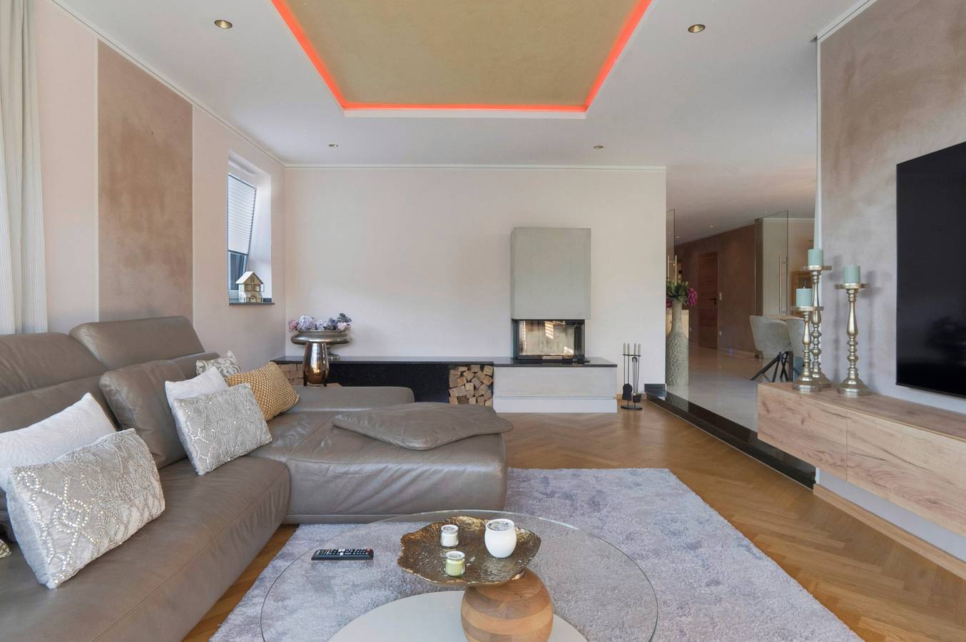 'Exklusive Villa Schaffner' mit privatem Pool, Sauna, Whirlpool, Terrasse und Wi-Fi in Warendorf, Münsterland