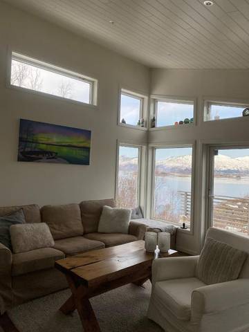 Location de vacances pour 5 personnes, avec terrasse et vue, animaux acceptés dans Berg (Norvège)