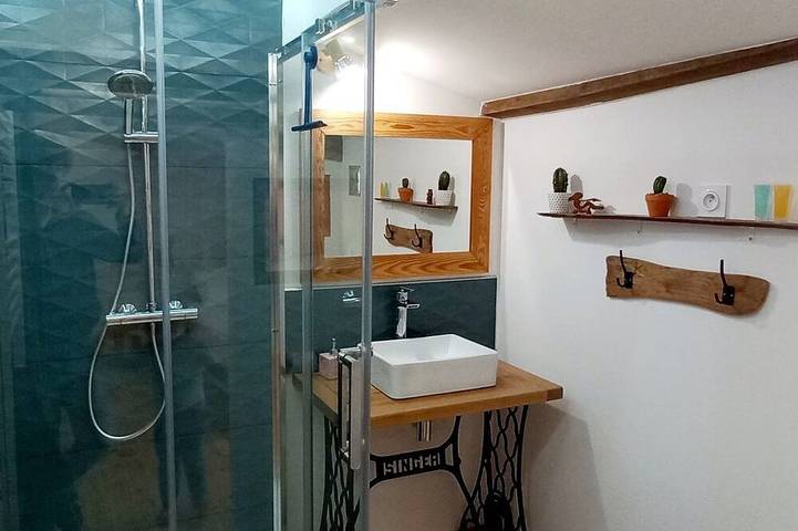 Location de vacances pour 4 personnes, avec terrasse et jardin à Mareuil-sur-Lay-Dissais - 4