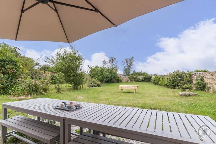 Gîte pour 9 personnes, avec terrasse et jardin, animaux acceptés dans Vicq-sur-Mer - 2