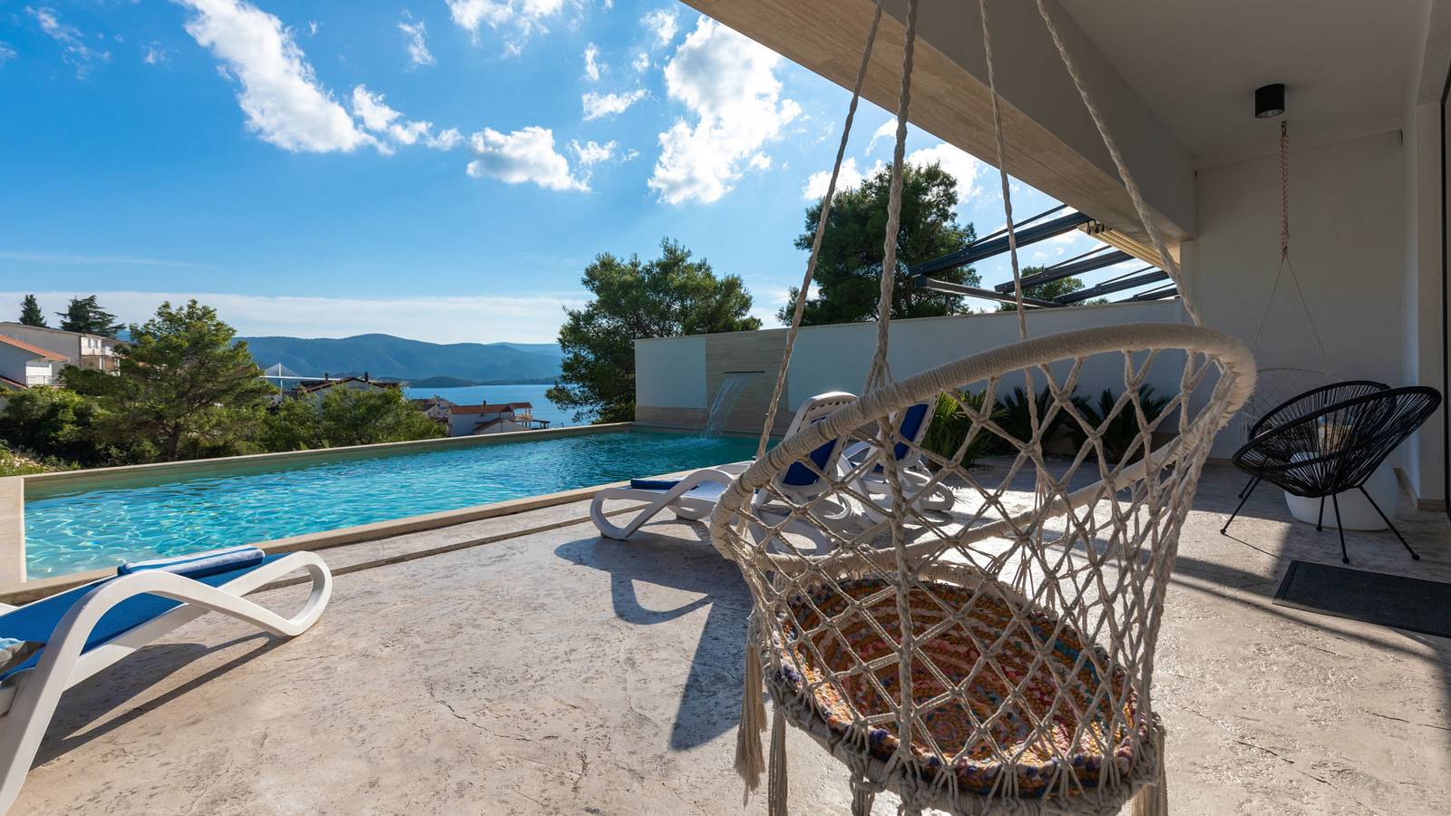Villa Mara in Komarna by Villas Guide in Komarna, Dubrovnik-Neretva