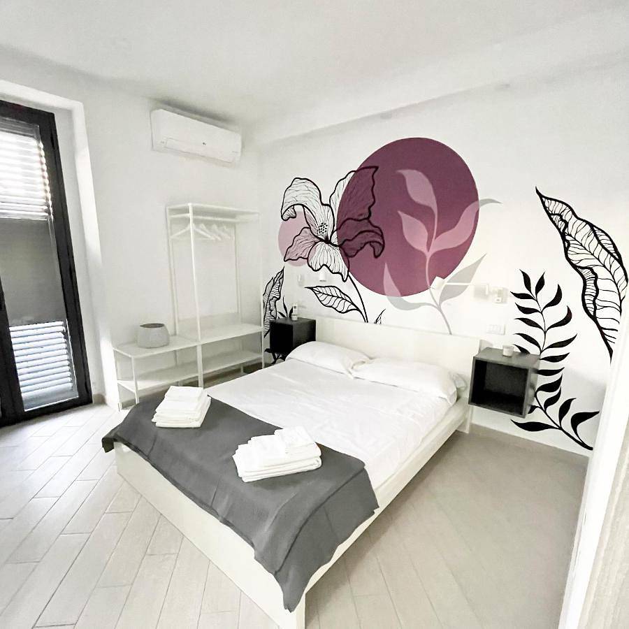 Double Room with Private Bathroom in Catania, Catania e dintorni