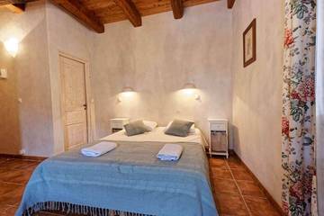 Gîte pour 3 personnes, avec balcon à Pelvoux