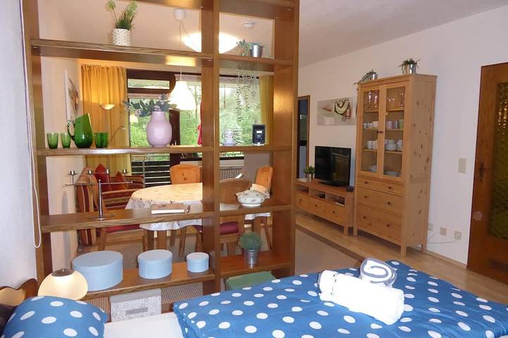 Ferienwohnung für 4 Personen, mit Balkon und Sauna sowie Garten und Pool am Weißensee - 2