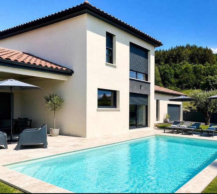 Villa pour 7 personnes, avec terrasse ainsi que piscine et vue, animaux acceptés