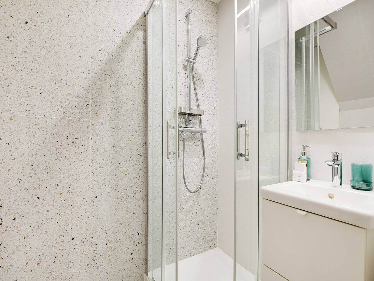 Appartement entier, Modern Apartment - 1Br-4P - Nanterre in Nanterre, Hauts-de-Seine