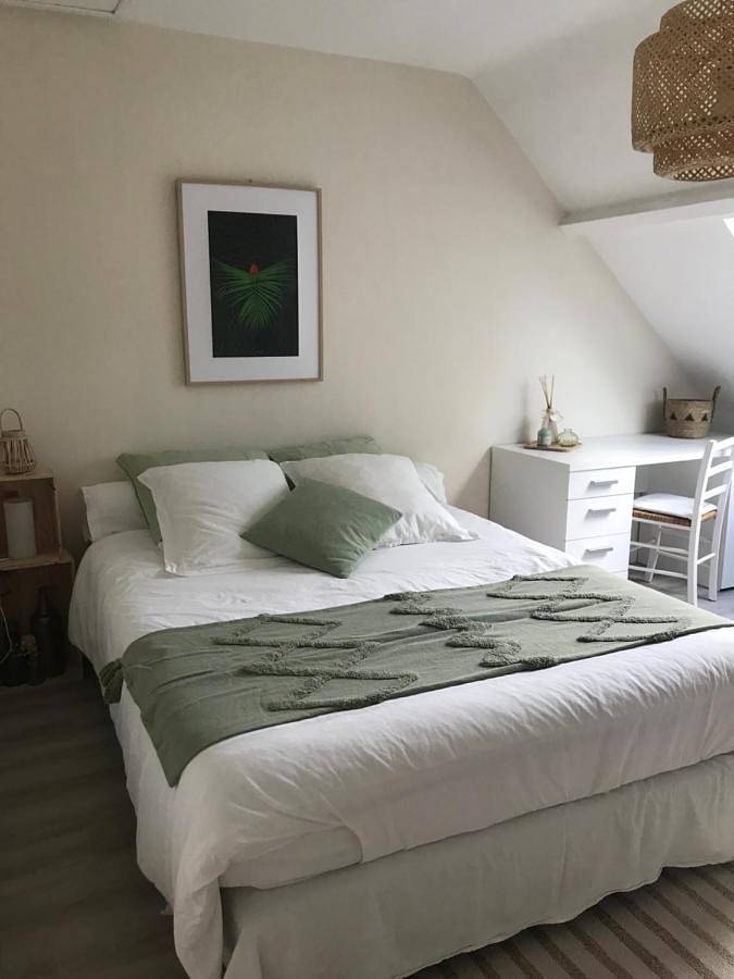 Double Room with Private Bathroom in Sucy-en-Brie, Val-de-Marne