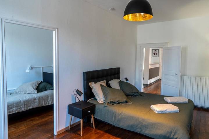 Gîte pour 4 personnes, avec vue dans Place Ducale Charleville Mezieres - 4