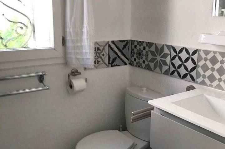 Gîte pour 2 personnes, avec piscine et jardin à Agde - 4