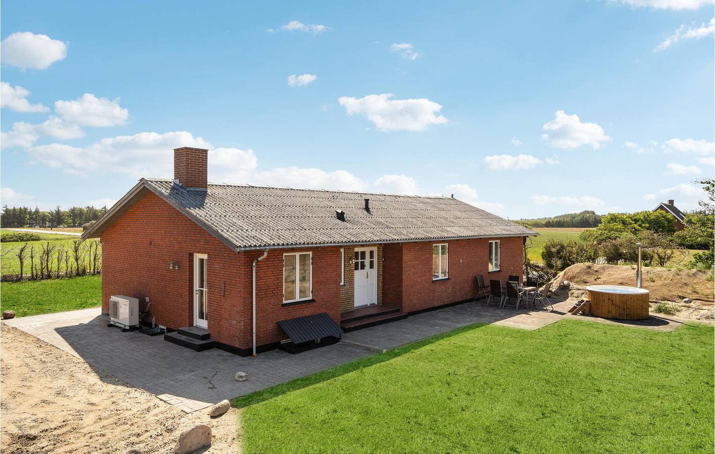 Ferienhaus für 6 Personen mit Terrasse in Tim, Ringkøbing-Skjern