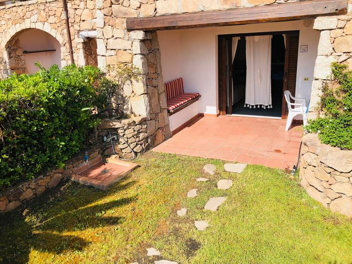 Gîte pour 7 personnes, avec jardin dans Loiri Porto San Paolo - 2