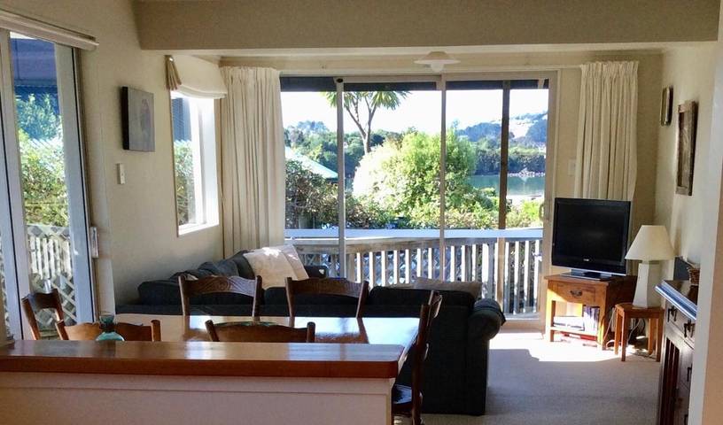 Gîte pour 3 personnes, avec vue et jardin à Raglan