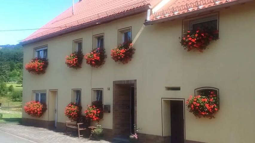 Ferienhaus für 4 Personen, mit Garten