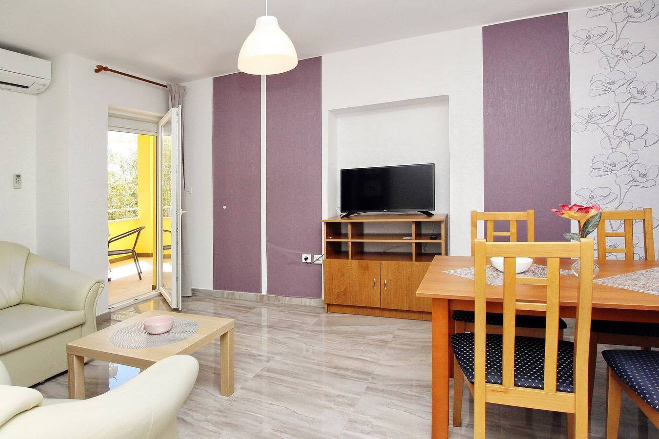 Ganze Wohnung, Charmante Wohnung Brnic Nr. 2 - mit Balkon in Baska, Krk