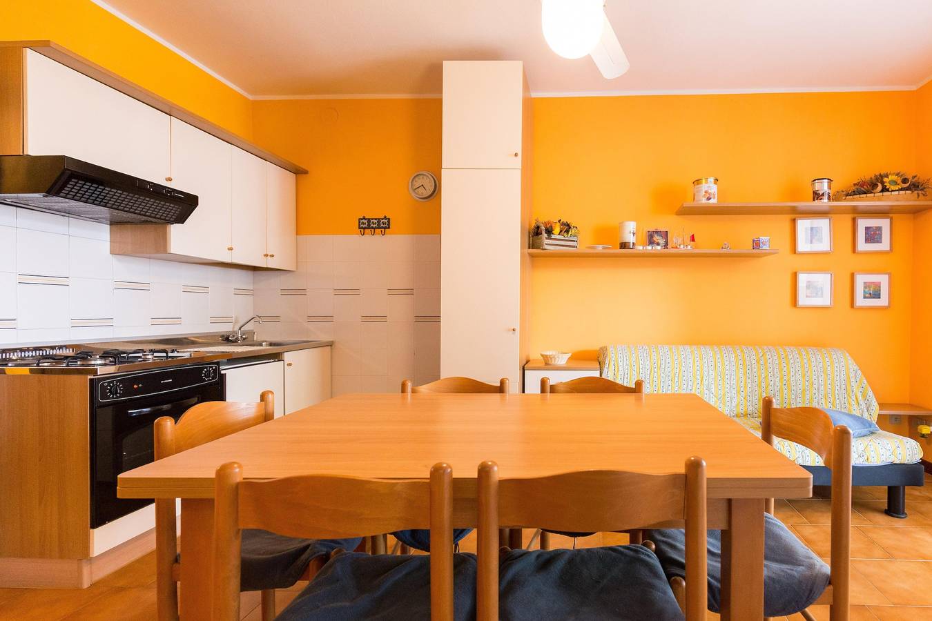 Appartamento intero, Affittasi Appartamento - Lido Spina - In Residence Con Piscina Con Terrazzo E Barbecue in Lido di Spina, Lago di Spina