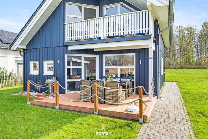 Vakantiehuis voor 8 personen, with Balkon and Terras as well as Tuin and Sauna in Schönberg