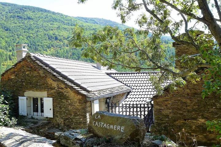 Gîte pour 4 personnes, avec Terrasse et Jardin