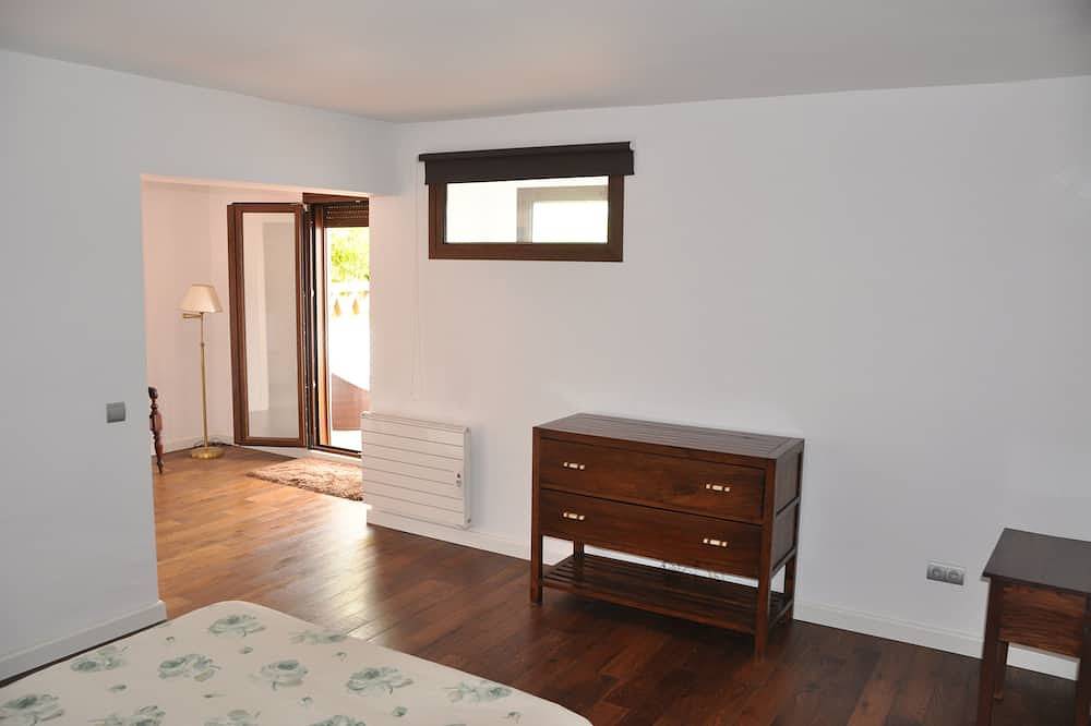 Villa con piscina para unas vacaciones inolvidables en familia in Marbella Centro, Marbella