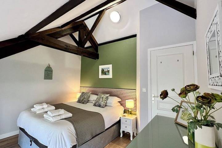Location de vacances pour 7 personnes, avec Terrasse et Jardin à Dinan