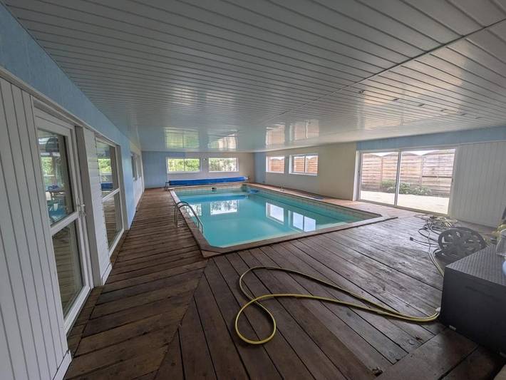 Location de vacances pour 10 personnes, avec vue ainsi que jardin et piscine, animaux acceptés à Échourgnac - 2