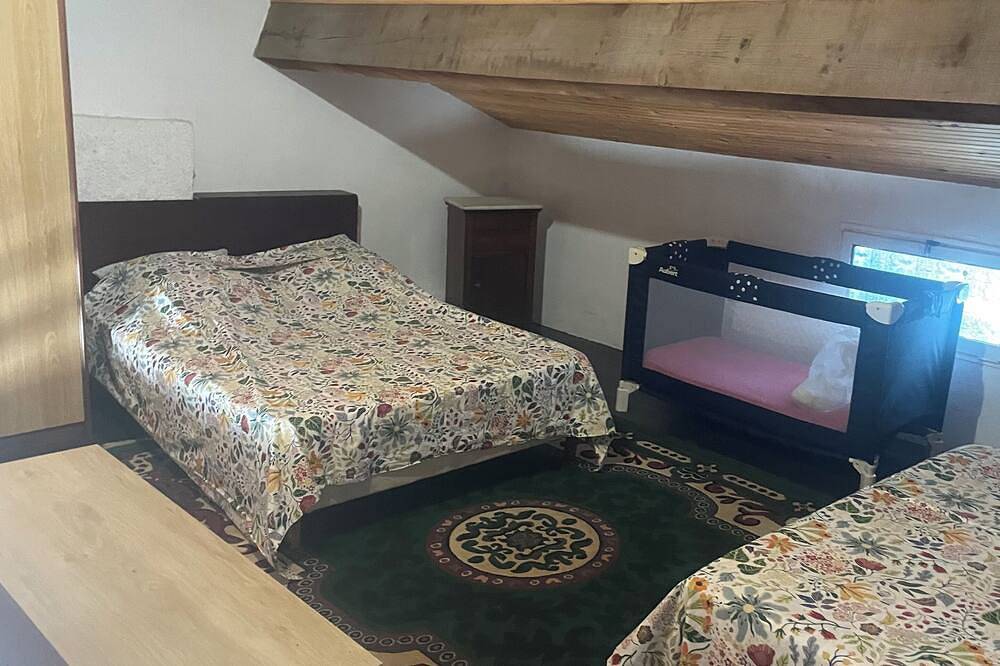 Vacation home in Cap Corse, 5 minutes from the beach in Macinaggio, Rogliano